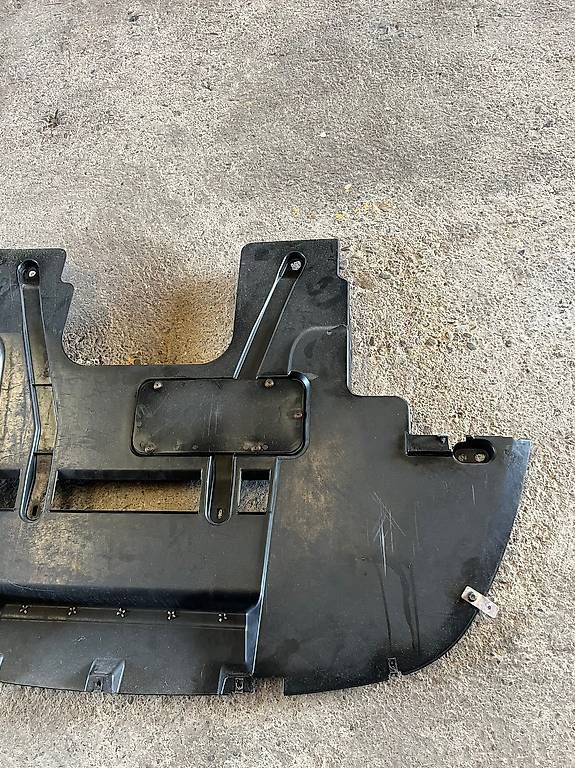Fiat Tutti pezzi di ricambio auto: Fiat Coupé motorabdeckung – Usato da Uster venduto da D_8610 2
