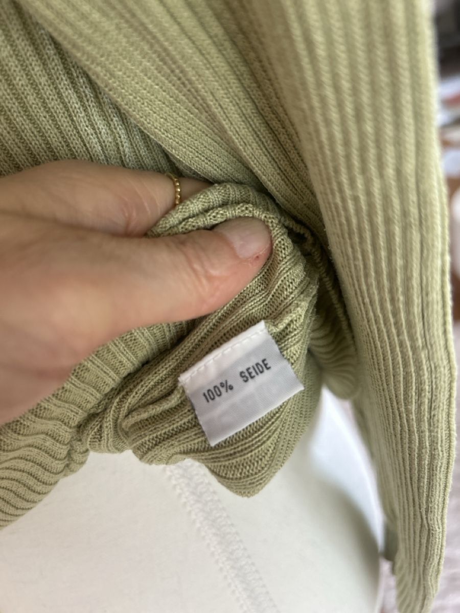 Pullover & Sweatshirts: Rollkragpullover aus Seide, hellgrün, S – Gebraucht aus Kirchdorf BE von Stella130 2