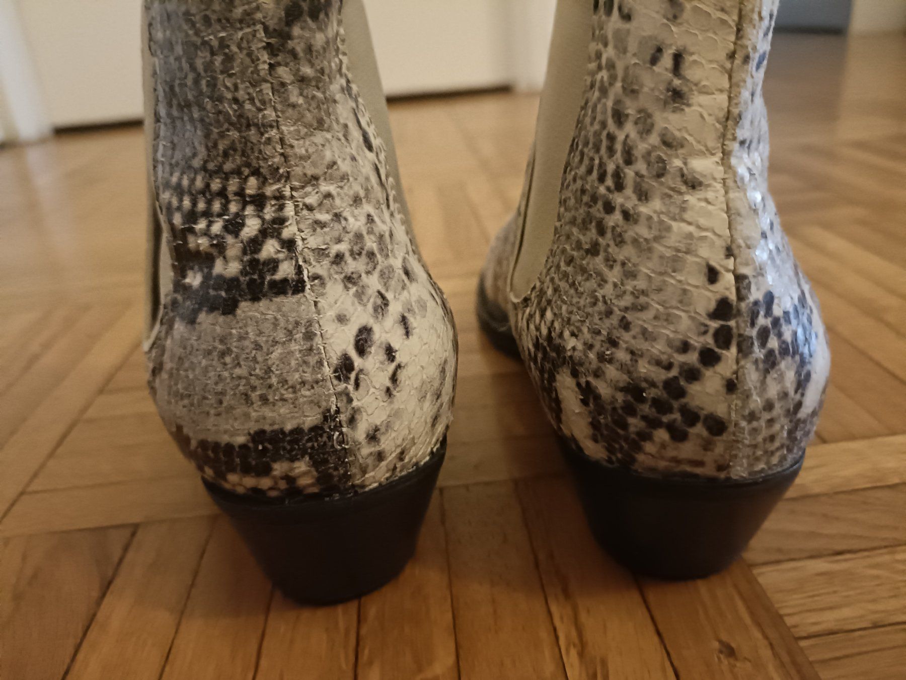 Damenschuhe: Bottes – Gebraucht aus Grand-Lancy von ana_7y2f 5