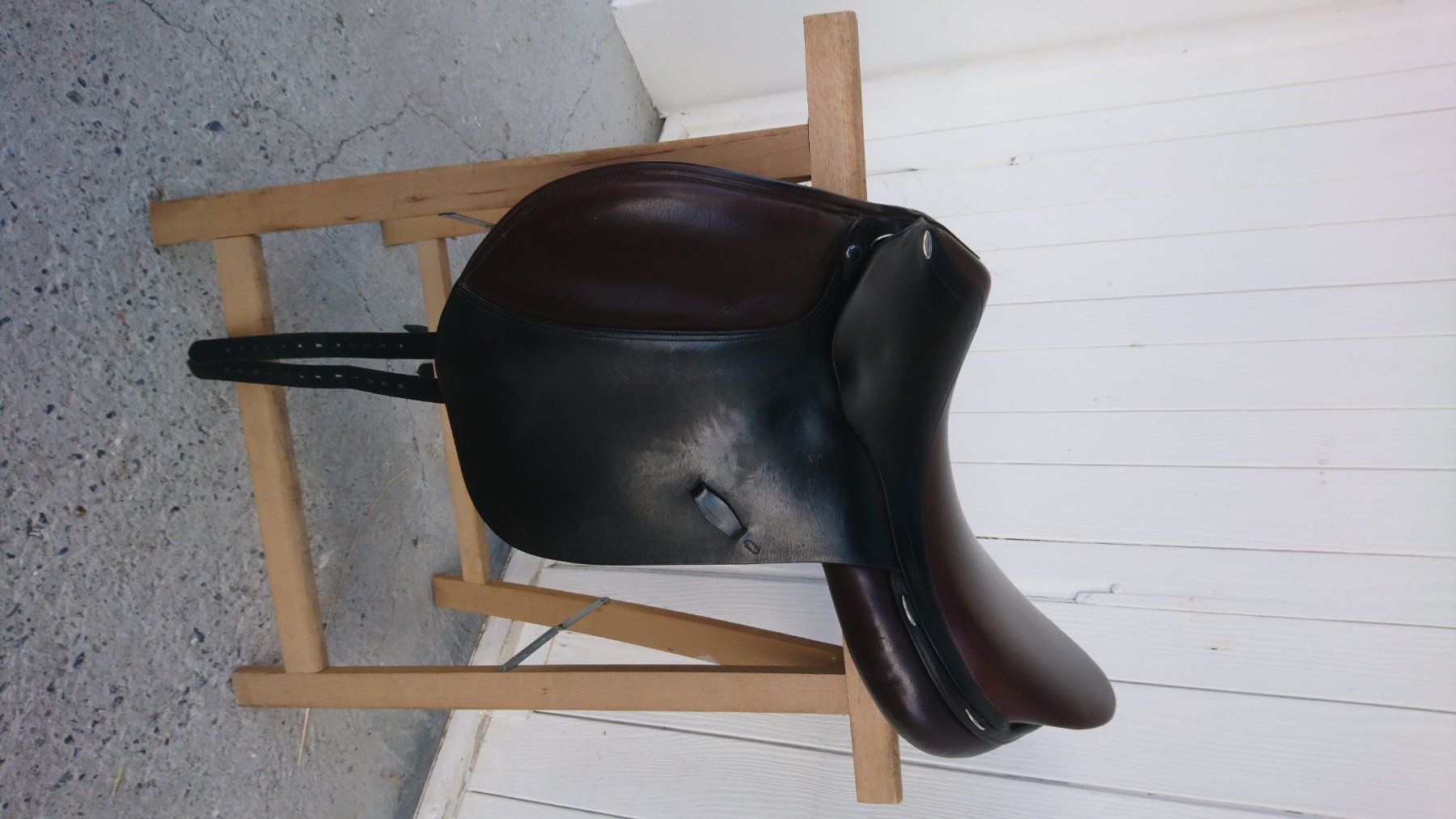 Selles, accessoires: Vielseitiger Equinomic-Wanderreitsattel – D'occasion à Laupersdorf par MiRo6469 2
