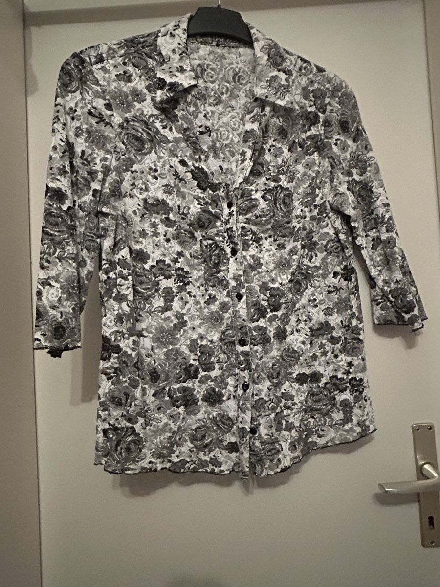 Blusen: *** bequeme Stretch-Bluse Gr.46 **** – Gebraucht aus Winterthur von stella67 1