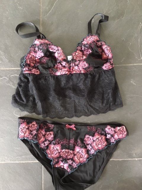 Sonstige Unterwäsche: Schönes Dessous-Set, Schwarz mit Spitze, Grösse S – Neu (gemäss Beschreibung) aus Coldrerio von Theres2004 3