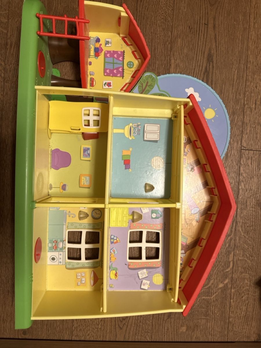 Giocattoli: Peppa Pig - Spielhaus.  – Usato da Zweisimmen venduto da Fabianrieben