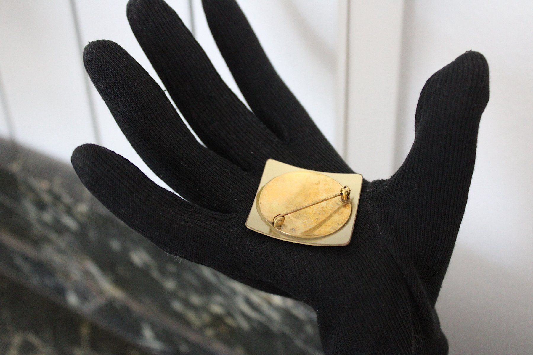 Broschen & Nadeln: Brosche ,  ca. 3.5 x 3.5 cm, – Gebraucht aus Locarno von madame-tus-sauds 3