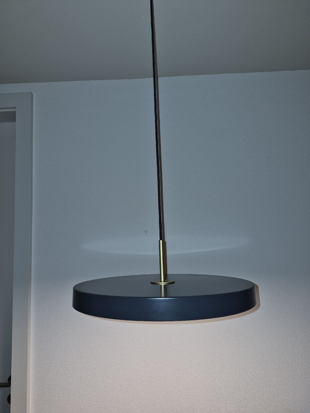 Umage Lampadari & plafoniere: UMAGE Asteria Plus Pendelleuchte – Usato da Zürich venduto da Rmb3 6