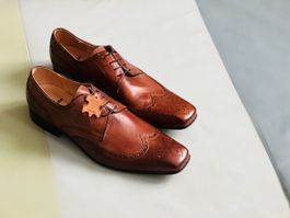 Neue Bata Herren Schuhe, Gr. 45, Neu, Echt Leder, Braun
