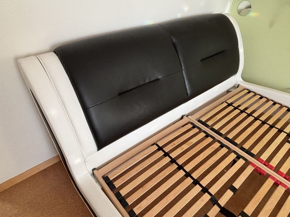 Letti: Desiger Bett, Rostgrösse 200 x 180cm, 1 Rost defekt – Difettoso da Rothrist venduto da Dluna1 1