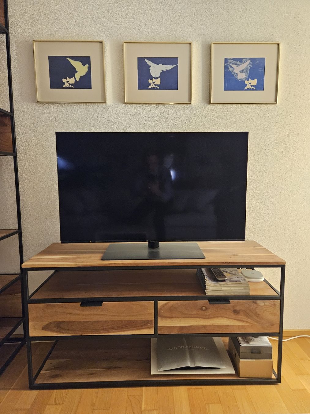 Regale: 2 Wandregale – Gebraucht aus Obfelden von HBCQW 2