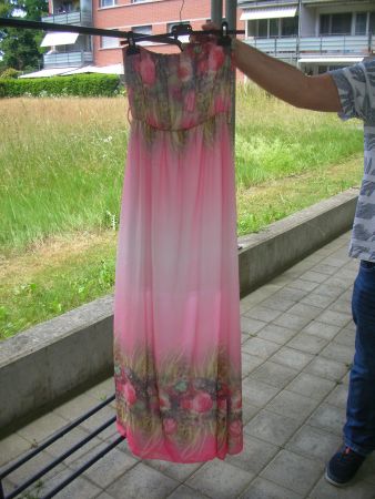 Leichtes, trägerloses Sommerkleid, Gr. 38