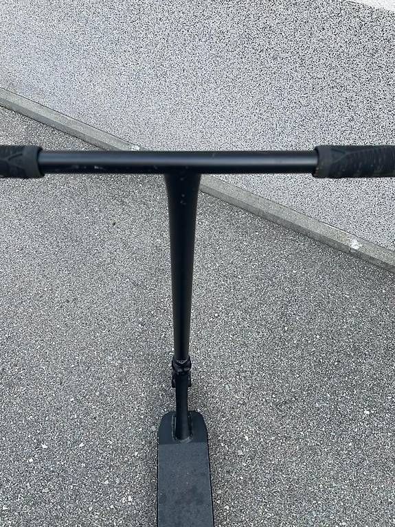 Kickboard: Monopattino da freestyle Blunt S7 – Usato da Mezzovico venduto da Luca_Bortone 3