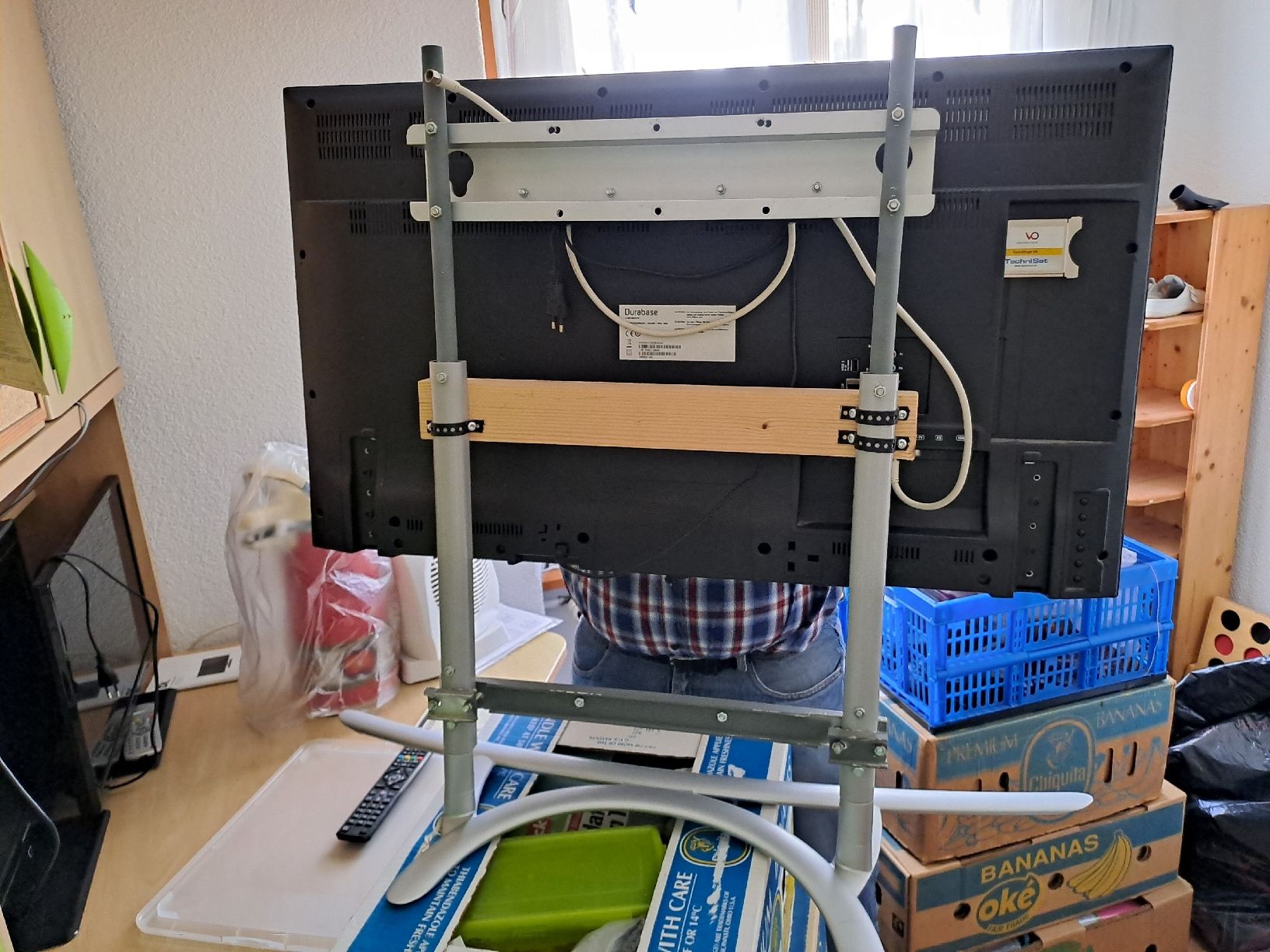 Televisori: Durabase LE40U300X3CW Fernseher – Usato da Schötz venduto da Alesig71 3