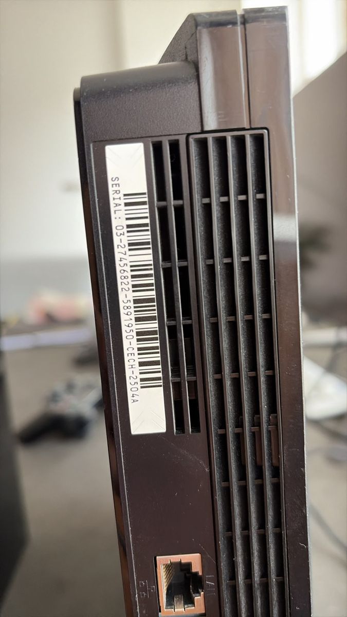 Sony Konsolen: PS3 Slim – Gebraucht aus Zürich von BasilM1001 1