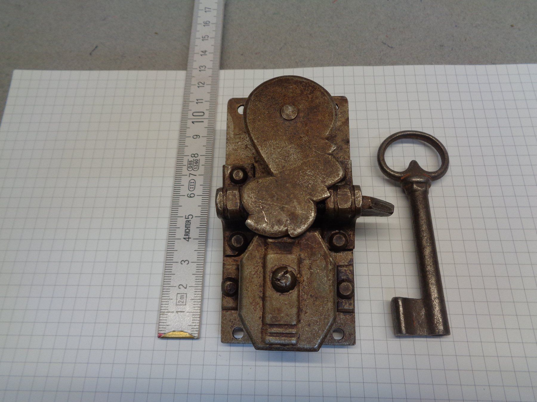 Cadenas: Schloss mit Schlüssel / Antik – D'occasion à Aarwangen par SEC500 2
