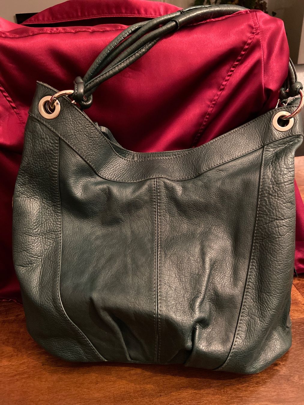 Taschen für Damen: Echtleder Tasche in Dunkelgrün – Gebraucht aus Klingnau von jazz065