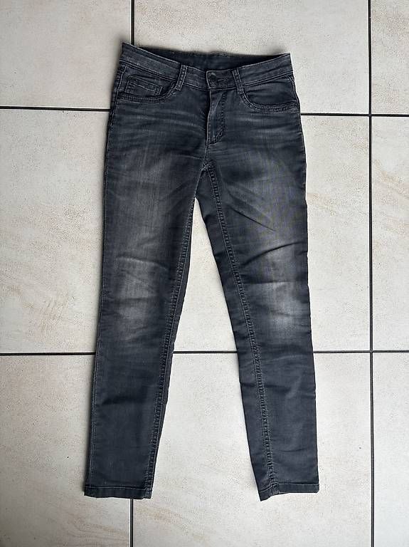 Comptoir des Cotonniers Jeans: Damen Jeans Comptoir des cotonniers – Usato da Oberengstringen venduto da exmex 1