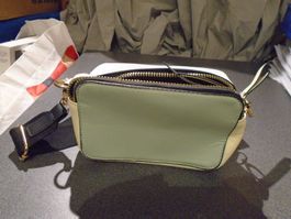 Tasche Primark, grün/gelb/weiss/schwarzer Riemen