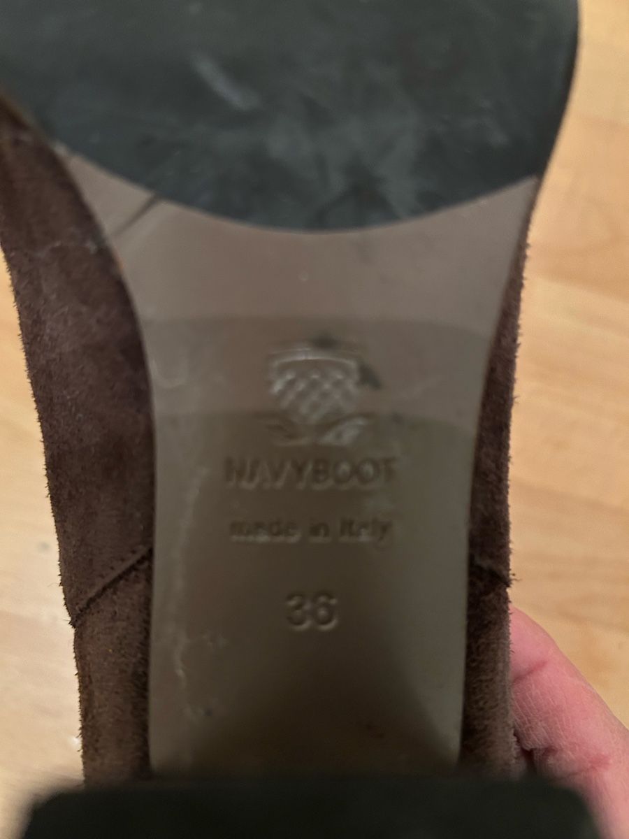 Navyboot Chaussures femmes: Leder Stiefelette Braun Samt Navyboot  Gr.35-36 – D'occasion à Zürich par keinweiss 2
