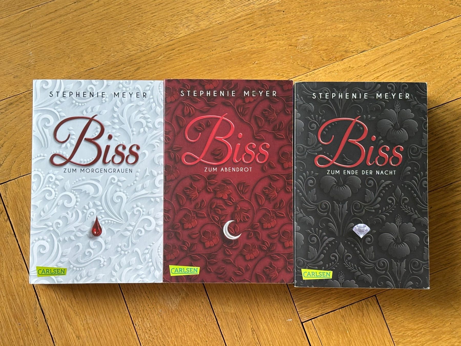Libri: Twilight saga von Stephenie Meyer – Usato da Stäfa venduto da lenareads