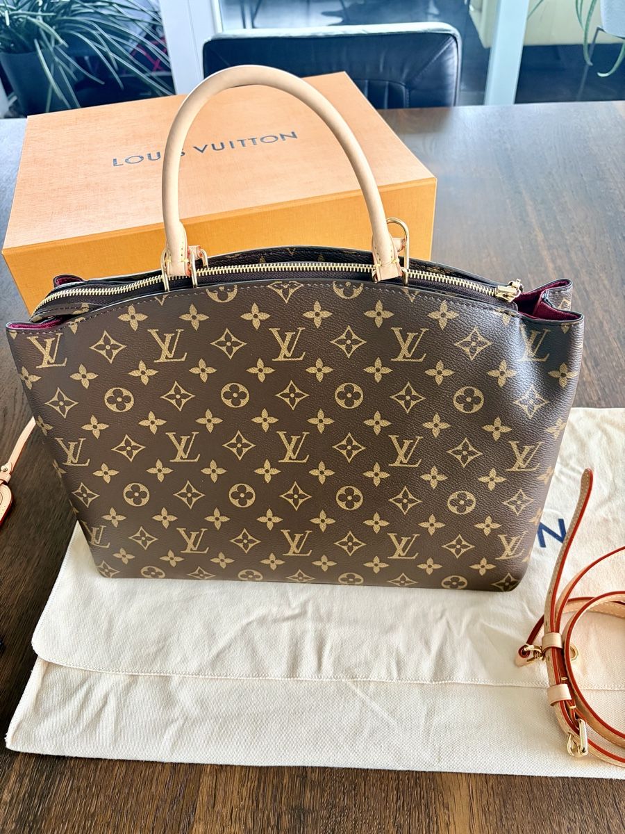 Louis Vuitton Borse da donna: Grand Palais Tote Bag, Louis Vuitton – Nuovo (secondo la descrizione) da Zug venduto da MyraTho 1