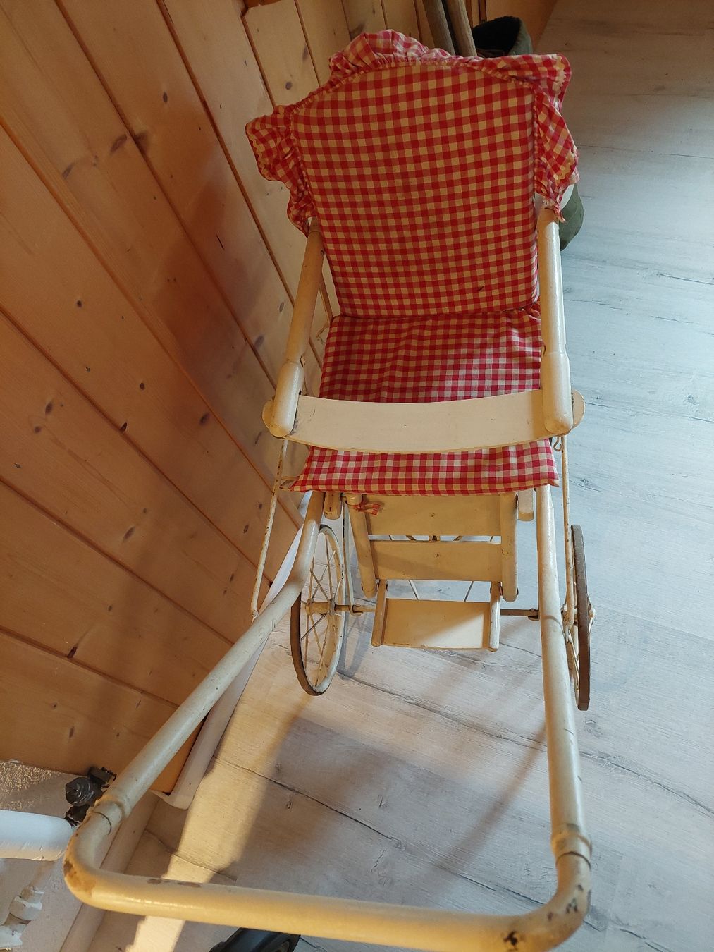 Carrozzine: Alter Kinderwagen – Usato da Trimbach venduto da dan_9chk 1