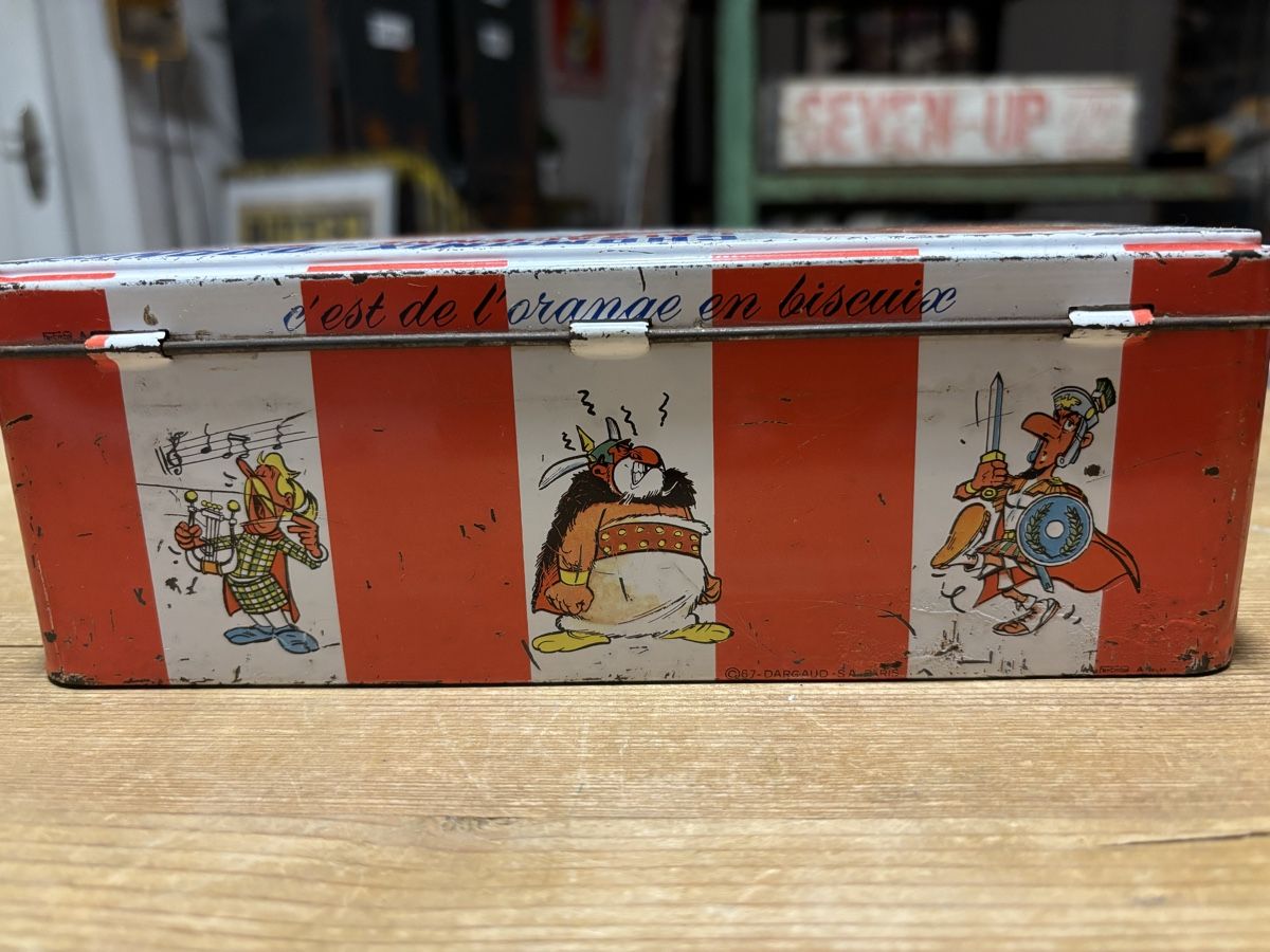 Zuccheriere: Asterix Obelix, Blechdose, Orange Biscuits, Alsace – Usato da Staufen venduto da timelessvintage 5