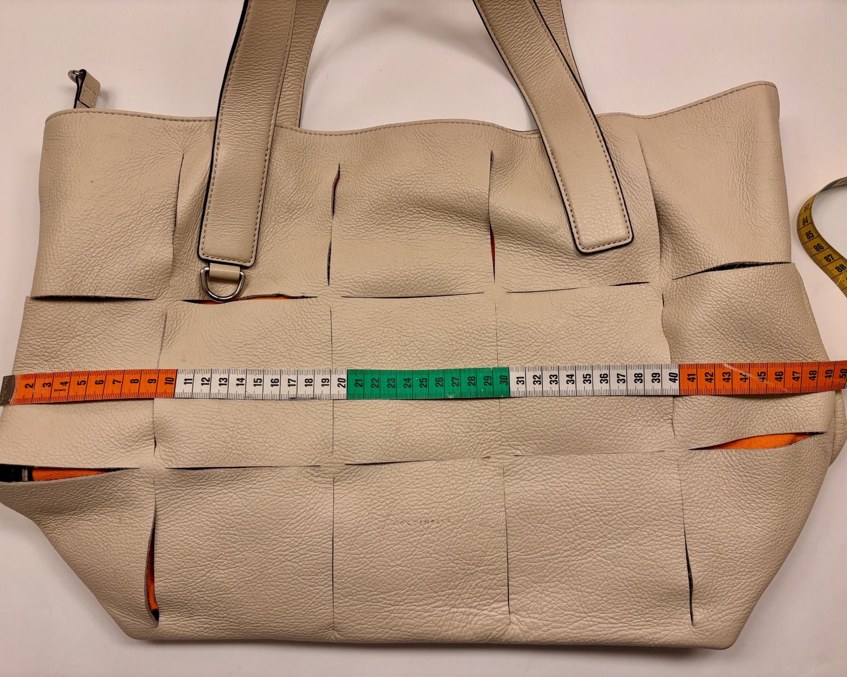 Coccinelle Borse da donna: Tasche von COCINELLE – Usato da Birmensdorf ZH venduto da CAS-ZRH 7