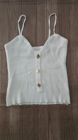 🆕 Ribbed Knit Top - M - Weisses Cami mit Gold-Details
