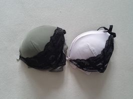 Zwei schöne Push-Up BH's