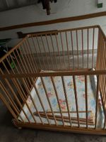 Kinderlaufgitter Holz mit Rollen gutem Zustand