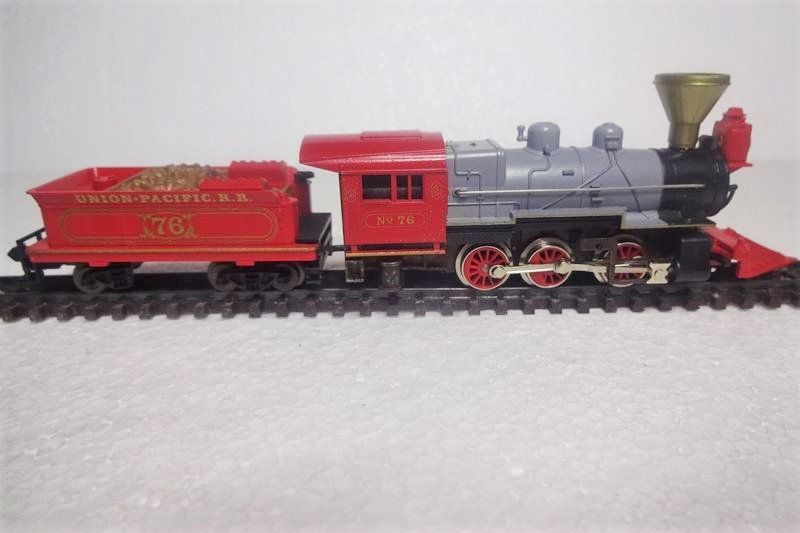 Minitrix N - 1034 - Coffret - avec locomotive à vapeur T3
