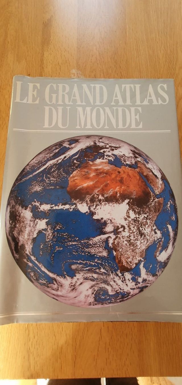 Libri: Le grand atlas du monde – Usato da Moutier venduto da gvmv