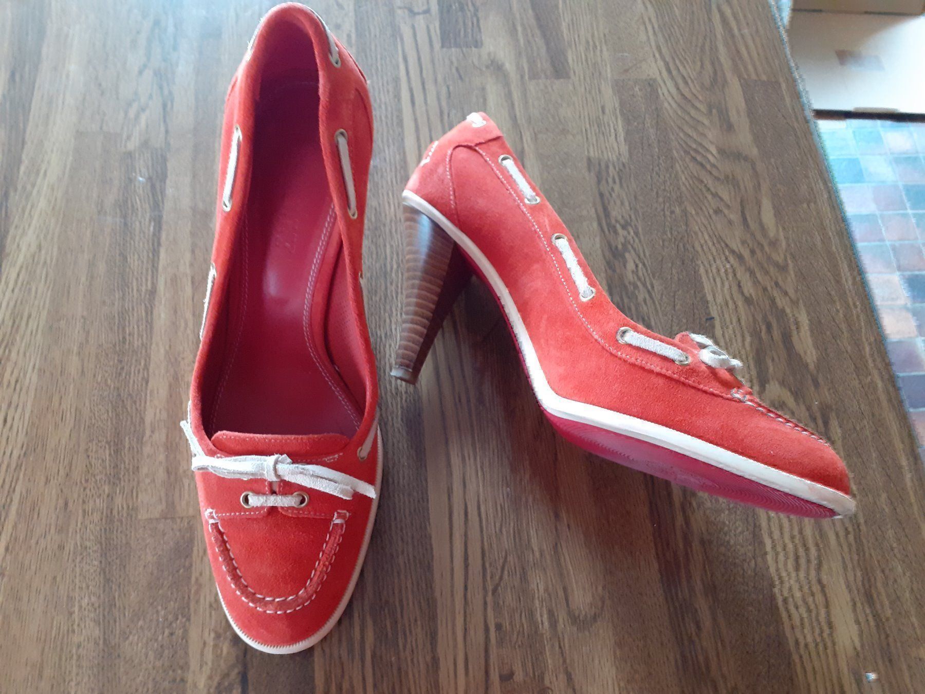 Scarpe da donna: Schöne rote Bally Schuhe Gr 38! – Nuovo (secondo la descrizione) da Lupfig venduto da Angel17