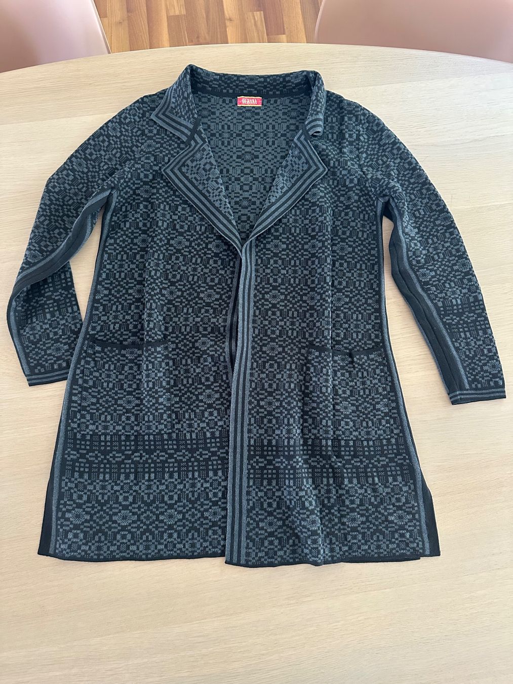 Oleana Giacche: Oleana Jacke – Usato da Zürich venduto da Anniroc016