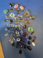 Gemischte Edelsteine und Schmucksteine diverse Farben