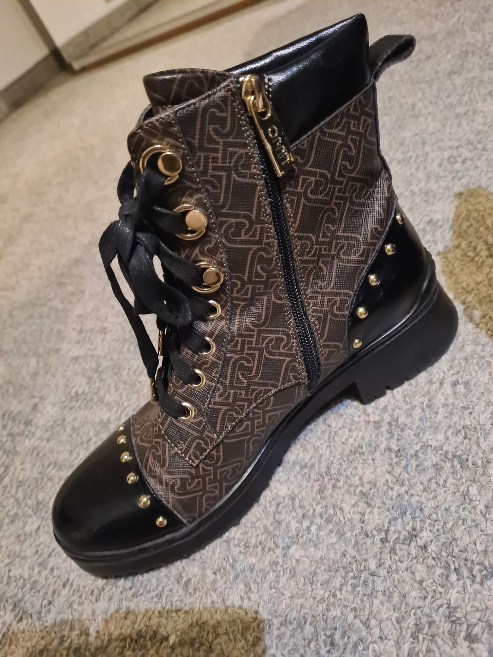 Liu Jo Scarpe da donna: LIU JO STIEFELETTE GR.39 BRAUN/SCHWARZ – Usato da Adlikon venduto da jahr01 1