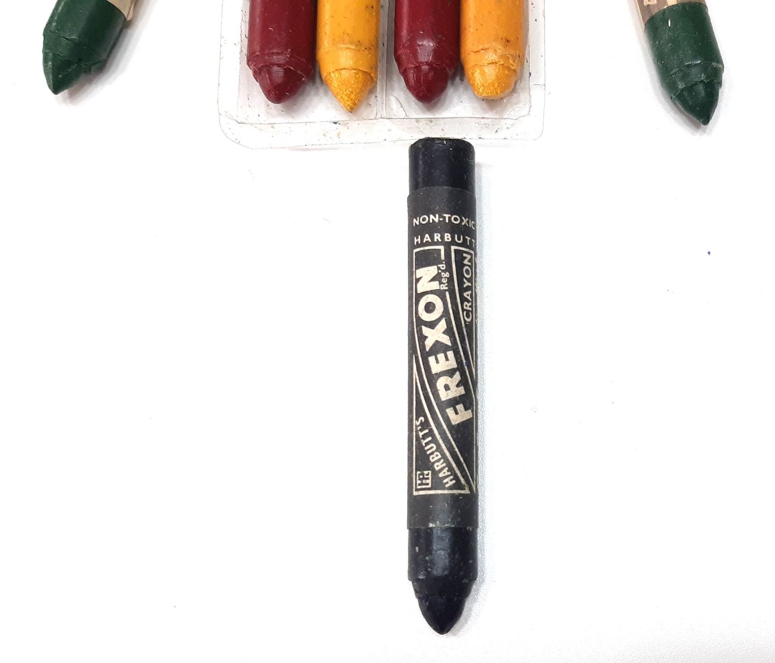 Matite, matite colorate & gessi: Fettstifte Harbutt's - Harbutt's crayons gras Made in Englan – Usato da Savagnier venduto da Marderuth 1