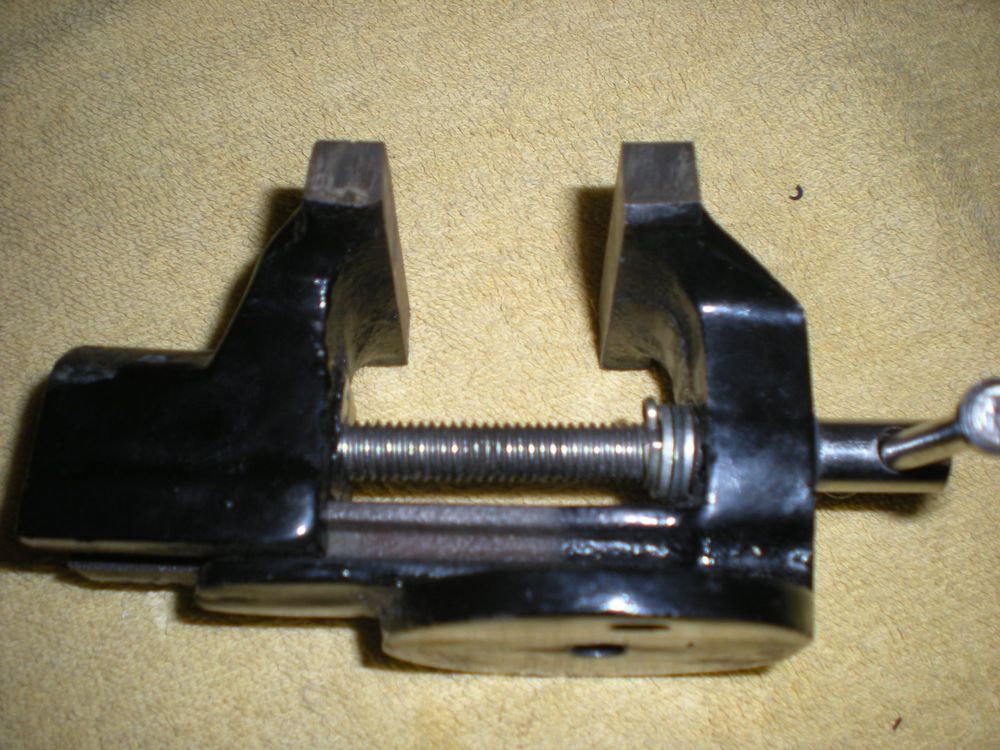 Kettensägen-Schraubstock Zum Schärfen – Verstellbar, Aus Stahl, Für Alle Ketten, 11,9x7,6 Cm