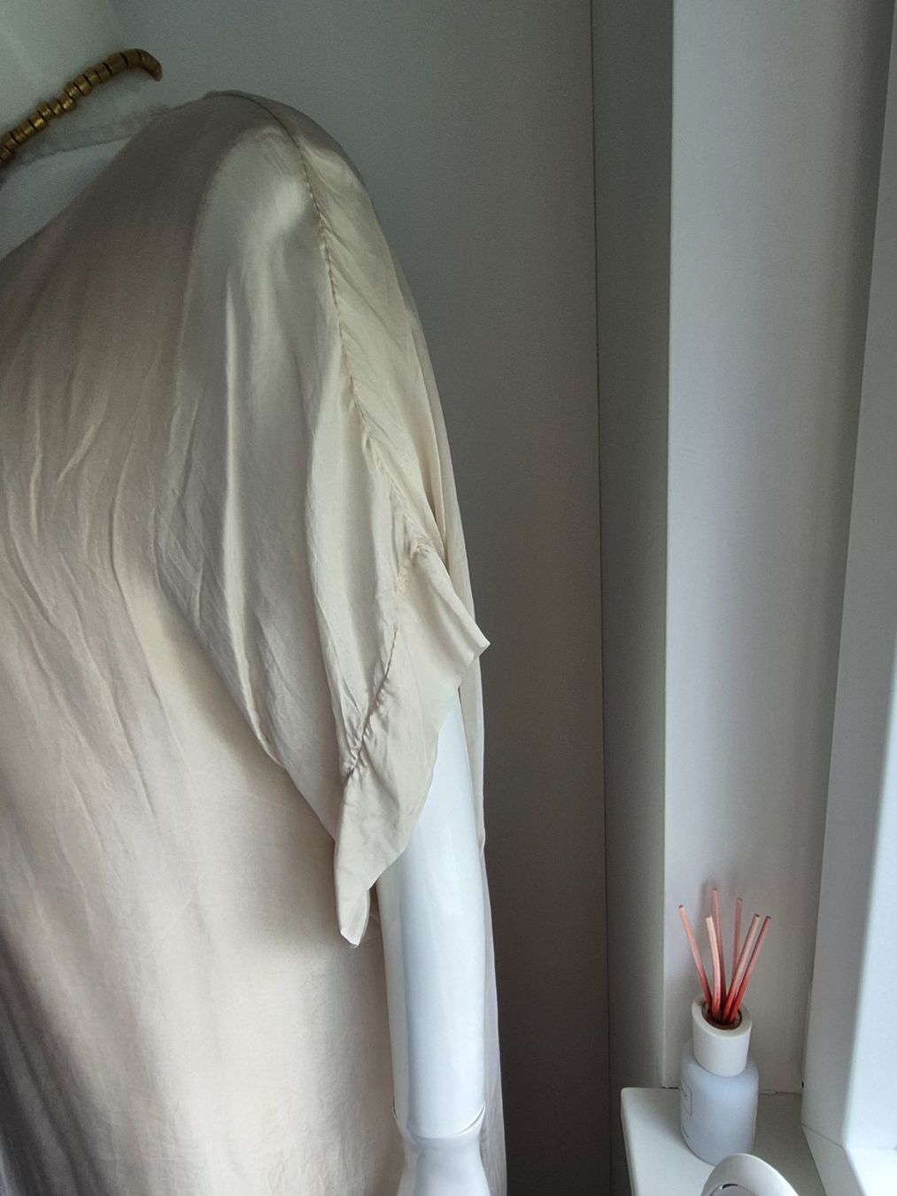 Robes: Kleid / Tunika Creme Kurzarm Gr.M – D'occasion à Schaffhausen par Catboot01 2
