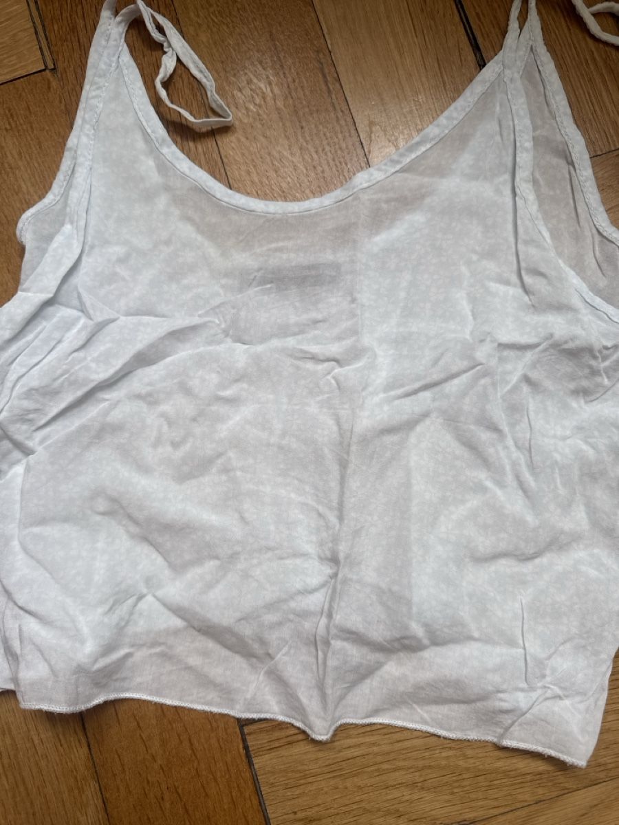 Brandy Melville Top: Top Brandy Melville – Usato da Zürich venduto da gi_ner