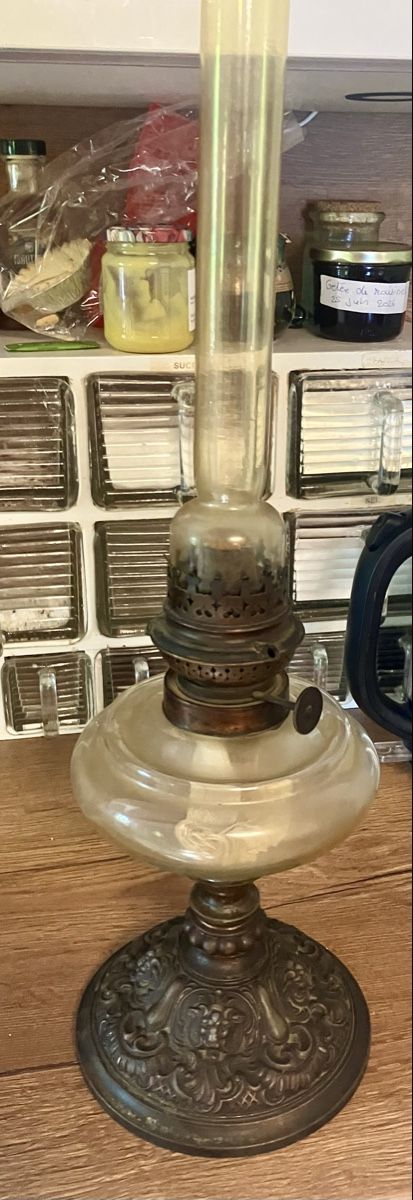 Lampes anciennes: Lampe à pétrole  – D'occasion à Puidoux par lemacos 5
