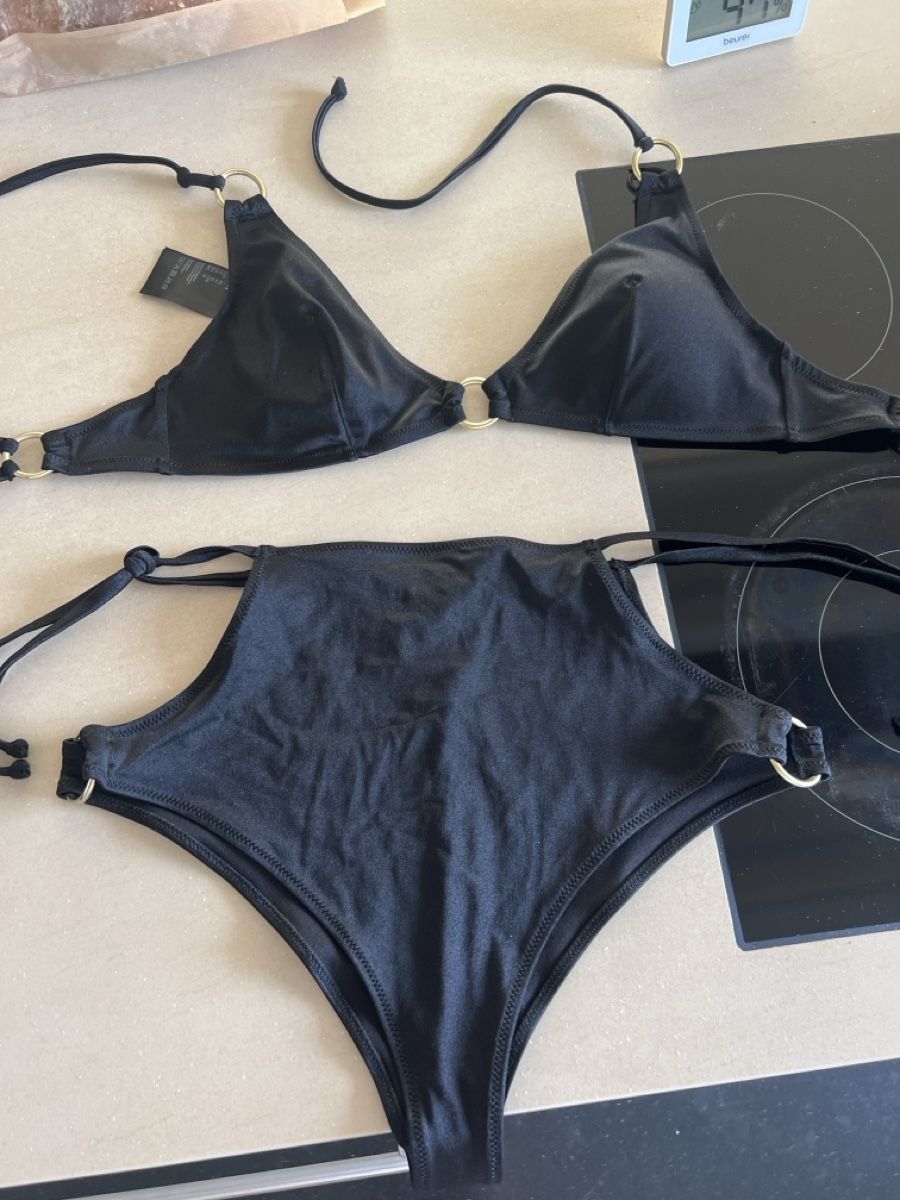 Costumi da bagno & Bikini: Schwarzer Bikini Gr. 40/42 – Usato da Bern venduto da lar_sn6g