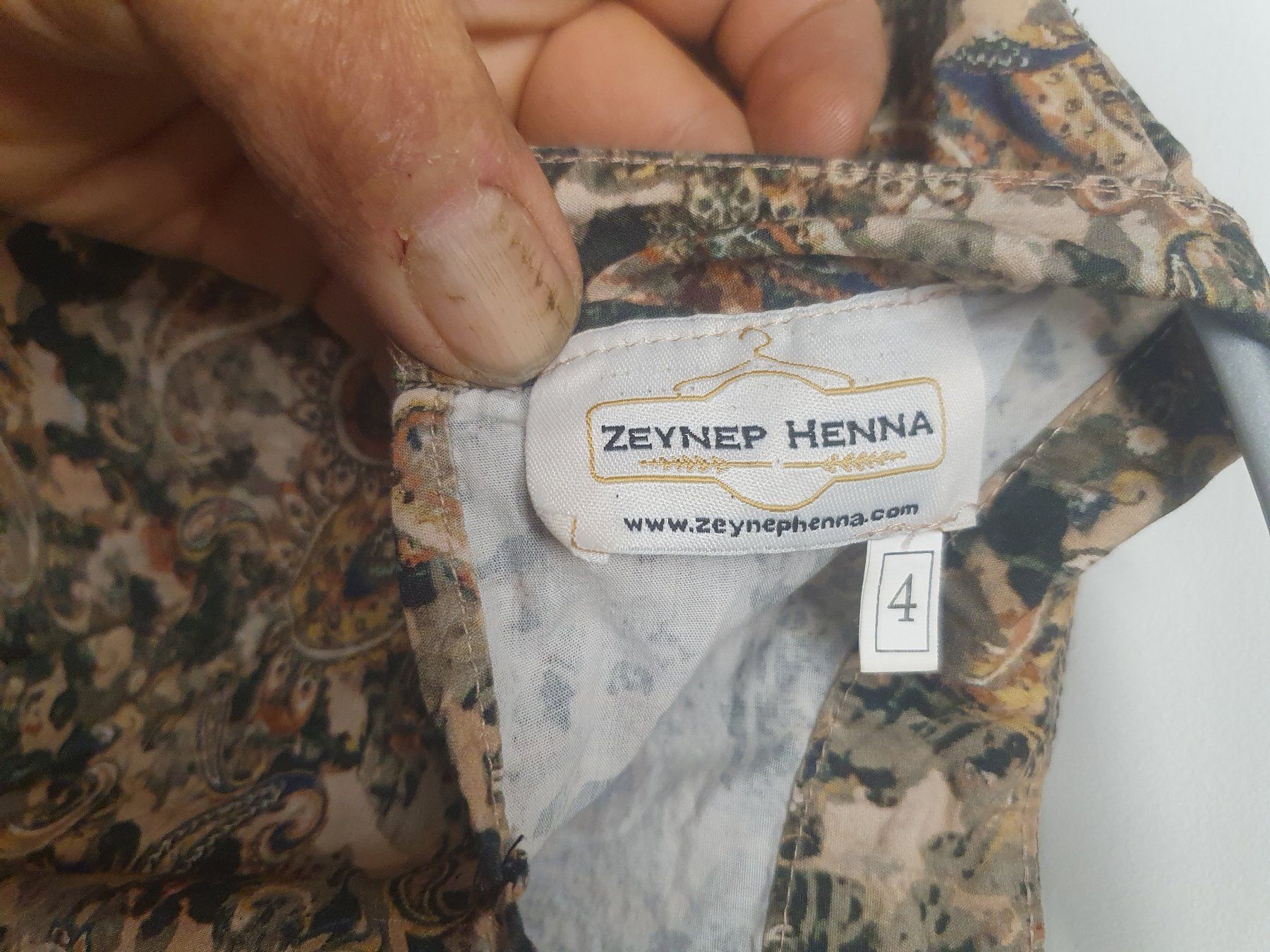 Vestiti: Zeynep Henna Damekleid grösse 4 – Usato da Zürich venduto da loosebone 2