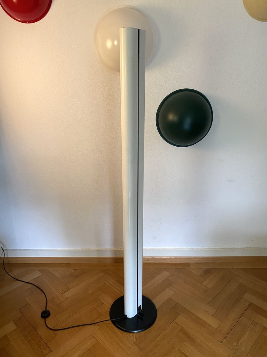 Artemide Lampade: Design Stehlampe Leuchte Artemide – Usato da Olten venduto da sportwelt 2