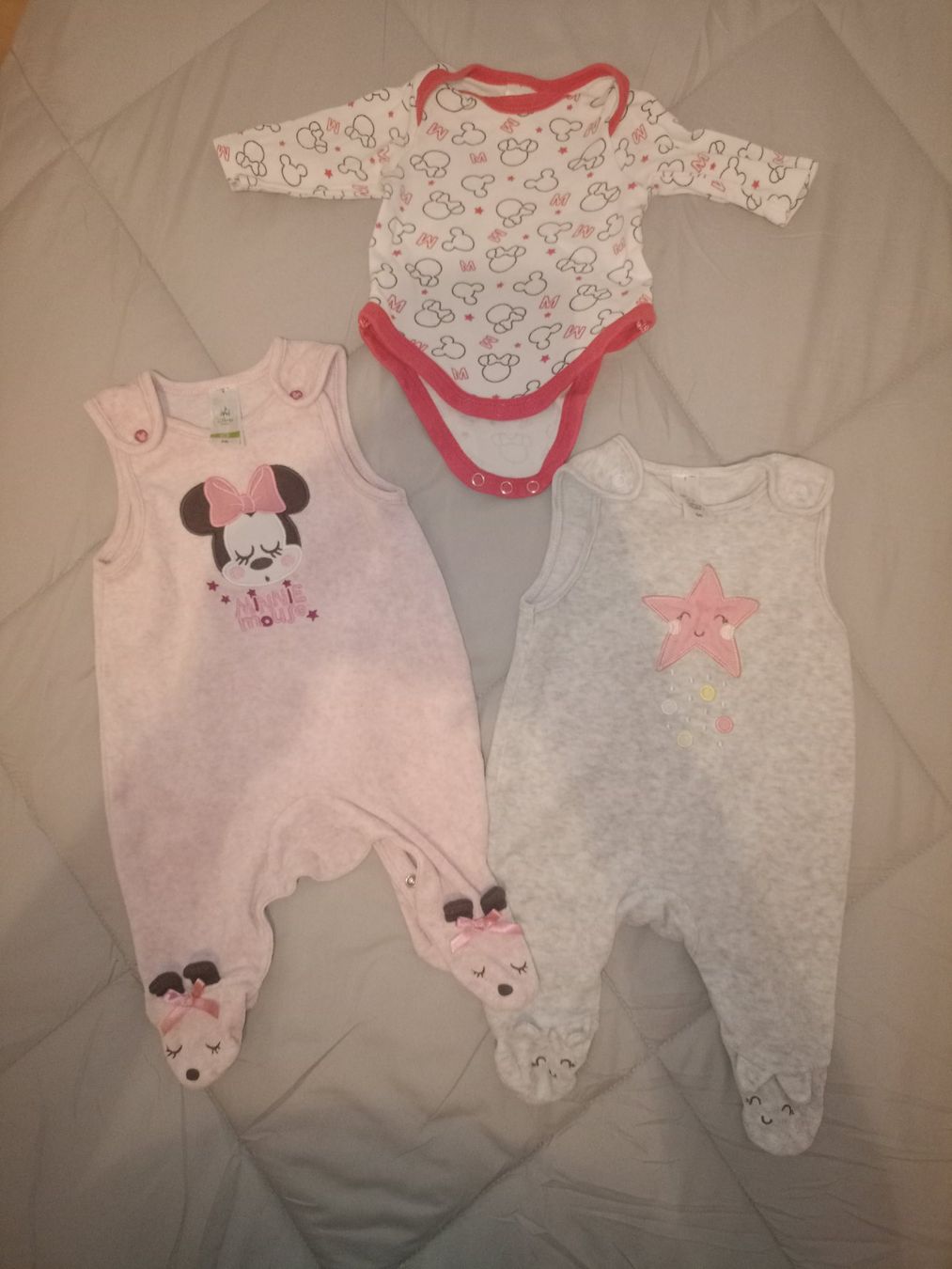 Lotti & Set di vestiti: Tutine e body taglia 56 – Usato da Zürich venduto da del_k96f