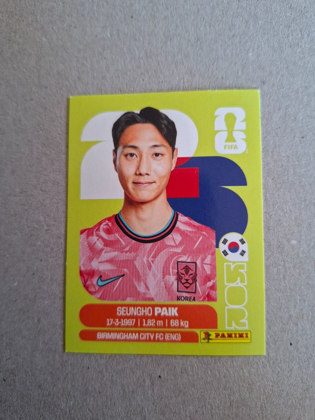 Panini Carte collezionabili: PANINI FIFA 2026 KOR 14 – Usato da Courtelary venduto da sw25790