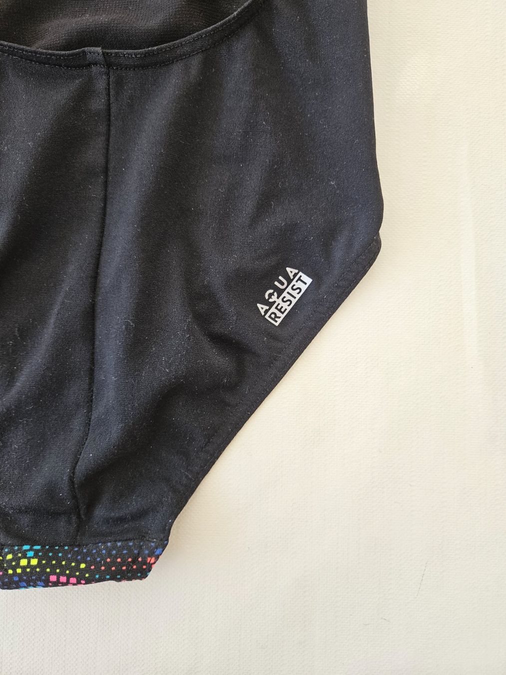 Decathlon Badekleider & Bikinis: Nabaiji Badeanzug robust nuewertig Gr. 128 – Gebraucht aus Mettmenstetten von Amw1181 2