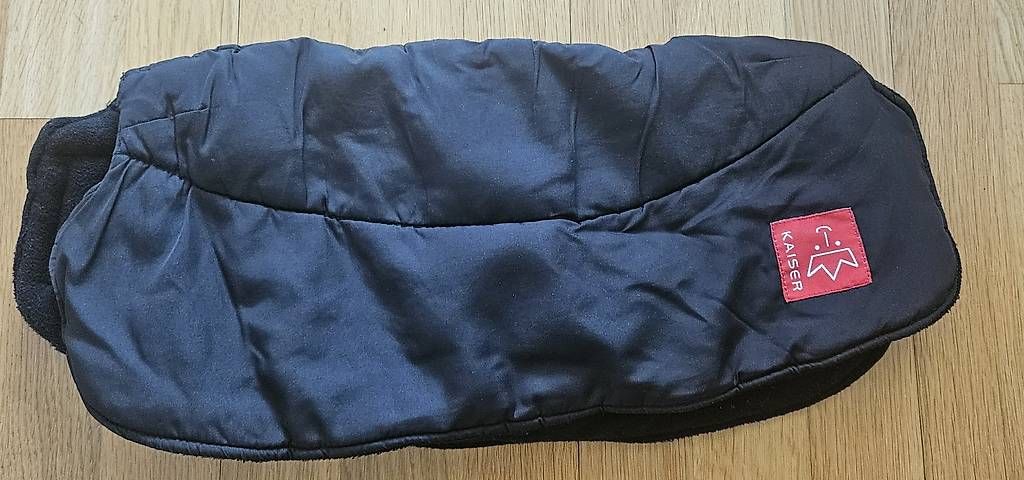 Kaiser Altro in  Abbigliamento & Accessori: Kinderwagen Handwärmer – Usato da Zürich venduto da Freya36
