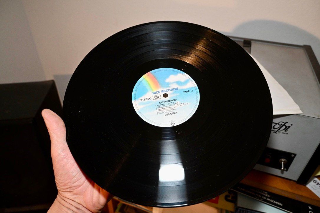 Dischi in vinile: Steppenwolf SAME repress LP EX- / MINT- sehr guter zustand – Usato da Pfaffhausen venduto da mono_rec 2