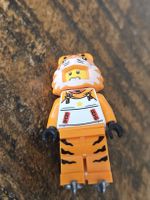 lego figurine hol258 Year of the Tiger Guy 