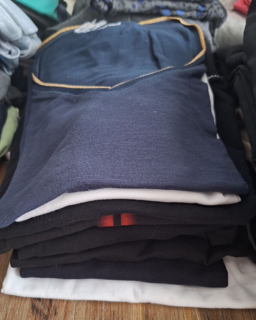 Lotti di vestiti: XXL Kleiderpaket Gr.L/40/42 – Usato da Oberrindal venduto da tauri1 3